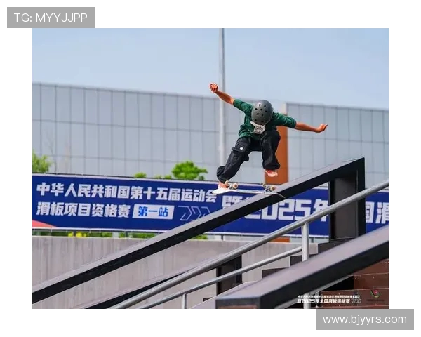 杭州滑板队在攀岩联赛中的默契配合与精彩表现分析